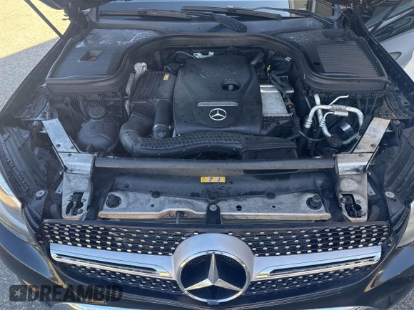 2016 Mercedes-Benz GLC with VIN WDC0G4JB8GF092625, listed as a IAAI auction lot 42171677 with 110,332 mi miles. Bid and sale history available at carsss.com. Image 10.