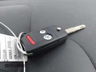 2008 Acura RDX Technology z VIN 5J8TB18578A004048, wystawiony jako IAAI lot #42168625 z przebiegiem 164 521 mil mil oraz . Historia ofert i sprzedaży dostępna na DreamBid. Obrazek 11.