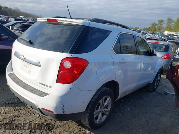 2014 Chevrolet Equinox LT with VIN 2GNALBEK3E1174570, listed as a IAAI auction lot 41533673 with 203,929 mi miles. Bid and sale history available at carsss.com. Image 4.