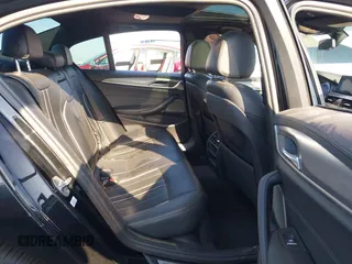 2017 BMW 5 Series 530i с VIN WBAJA5C30HG895896, выставлен на аукционе IAAI как лот 42387099 с пробегом Не указан миль и . История ставок и продаж доступна на DreamBid. Изображение 8.