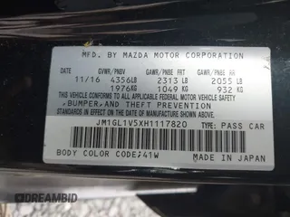 2017 Mazda Mazda6 Touring with VIN JM1GL1V5XH1117820, listed as a IAAI auction lot 41617395 with 117,081 mi miles. Bid and sale history available at carsss.com. Image 9.