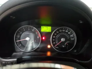 2007 Hyundai Accent GL z VIN KMHCN45C87U142295, wystawiony jako Copart lot #86149894 z przebiegiem 325 738 mil mil oraz Szkoda całkowita • Salvage title. Historia ofert i sprzedaży dostępna na DreamBid. Obrazek 9.