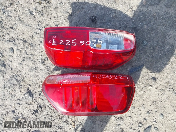 2021 Nissan Frontier SV z VIN 1N6ED0EA8MN714704, wystawiony jako IAAI lot #42065227 z przebiegiem 45 735 mil mil oraz . Historia ofert i sprzedaży dostępna na DreamBid. Obrazek 12.