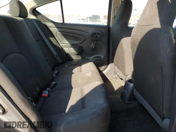 2017 Nissan Versa S Plus z VIN 3N1CN7AP5HL832485, wystawiony jako Copart lot #50320785 z przebiegiem 83 767 mil mil oraz Szkoda całkowita • Salvage title. Historia ofert i sprzedaży dostępna na DreamBid. Obrazek 10.