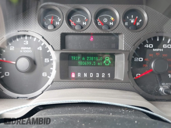 2008 Ford Super Duty F-250 SRW XL with VIN 1FTNX20568EE42238, listed as a IAAI auction lot 41842277 with 180,699 mi miles. Bid and sale history available at carsss.com. Image 7.