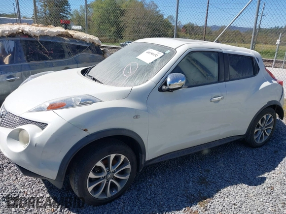 2013 Nissan Juke NISMO with VIN JN8AF5MV0DT216090, listed as a IAAI auction lot 40550452 with 96,992 mi miles. Bid and sale history available at carsss.com. Image 17.