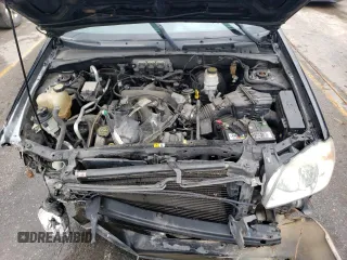 2005 Mazda Tribute S with VIN 4F2YZ04195KM65089, listed as a Copart auction lot 70993244 with Not Provided miles and Salvage Title. Bid and sale history available at carsss.com. Image 12.