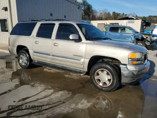 2006 GMC Yukon XL SLT with VIN 1GKEC16Z66J125150, listed as a Copart auction lot 88676205 with 211,564 mi miles and Salvage Title. Bid and sale history available at carsss.com. Image 4.