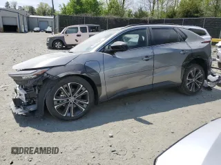 2023 Toyota bZ4X XLE z VIN JTMABACA2PA021459, wystawiony jako Copart lot #51218805 z przebiegiem 6 458 mil mil oraz Szkoda całkowita • Salvage title. Historia ofert i sprzedaży dostępna na DreamBid. Obrazek 1.
