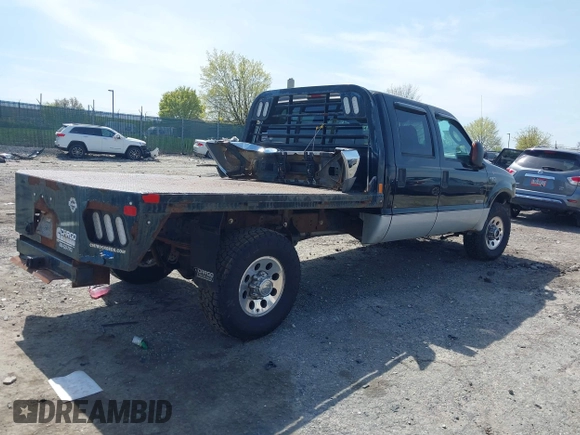 2004 Ford F-350 XL с VIN 1FTSW31P14EA51424, выставлен на аукционе IAAI как лот 42070460 с пробегом Не указан миль и . История ставок и продаж доступна на DreamBid. Изображение 4.