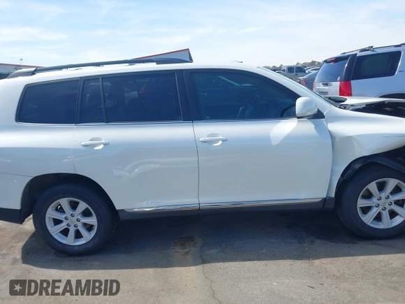 2013 Toyota Highlander with VIN 5TDZA3EH4DS042792, listed as a IAAI auction lot 41820271 with 118,536 mi miles and . Bid and sale history available at DreamBid. Image 13.