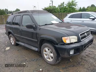 2002 Nissan Pathfinder SE z VIN JN8DR09Y02W714795, wystawiony jako IAAI lot #42515337 z przebiegiem 181 052 mil mil oraz . Historia ofert i sprzedaży dostępna na DreamBid. Obrazek 1.