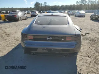 2024 Nissan Z Sport с VIN JN1BZ4AH8RM363245, выставлен на аукционе Copart как лот 88665935 с пробегом 8 087 миль миль и Списание • Salvage title. История ставок и продаж доступна на DreamBid. Изображение 6.