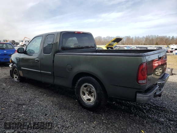 2003 Ford F-150 XL with VIN 1FTRX17W53NA89235, listed as a Copart auction lot 82331144 with 273,766 mi miles and Salvage Title. Bid and sale history available at carsss.com. Image 2.