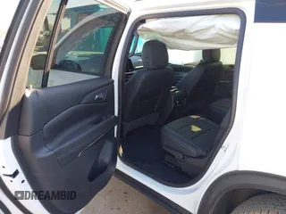 2024 Chevrolet Traverse FWD LT with VIN 1GNERGKS0RJ153334, listed as a IAAI auction lot 41415616 with 8,340 mi miles and . Bid and sale history available at DreamBid. Image 8.
