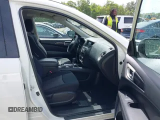 2018 Nissan Pathfinder SL z VIN 5N1DR2MM1JC602675, wystawiony jako IAAI lot #42276794 z przebiegiem 105 163 mil mil oraz . Historia ofert i sprzedaży dostępna na DreamBid. Obrazek 5.