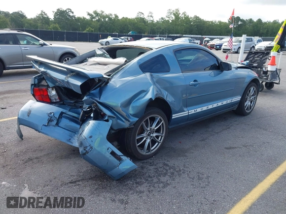 2007 Ford Mustang Deluxe with VIN 1ZVFT80N675294588, listed as a IAAI auction lot 42502168 with 121,562 mi miles and . Bid and sale history available at DreamBid. Image 4.