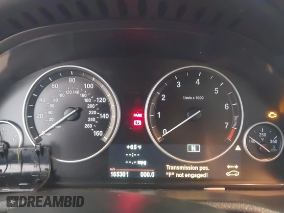 2013 BMW X3 xDrive28i with VIN 5UXWX9C55D0A32404, listed as a IAAI auction lot 42095951 with 165,301 mi miles. Bid and sale history available at carsss.com. Image 7.