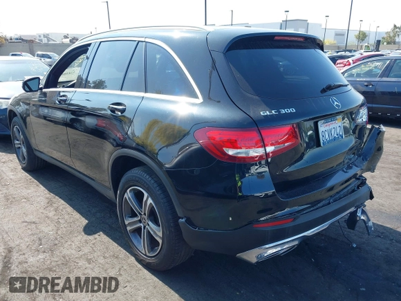 2019 Mercedes-Benz GLC 300 with VIN WDC0G4JB1KV131361, listed as a IAAI auction lot 42438073 with 35,762 mi miles and . Bid and sale history available at DreamBid. Image 3.