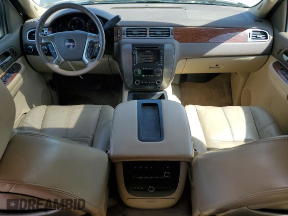 2007 GMC Yukon XL SLT z VIN 1GKFK16387J173009, wystawiony jako Copart lot #54010965 z przebiegiem 264 446 mil mil oraz Czysty tytuł • Clean title. Historia ofert i sprzedaży dostępna na DreamBid. Obrazek 8.