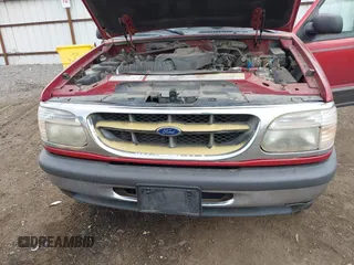 1998 Ford Explorer XL z VIN 1FMZU34E7WUA07656, wystawiony jako IAAI lot #42522560 z przebiegiem 187 244 mil mil oraz . Historia ofert i sprzedaży dostępna na DreamBid. Obrazek 6.