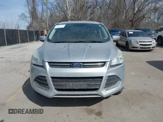 2013 Ford Escape SE with VIN 1FMCU0GX9DUD01378, listed as a IAAI auction lot 41832694 with 234,622 mi miles. Bid and sale history available at carsss.com. Image 6.