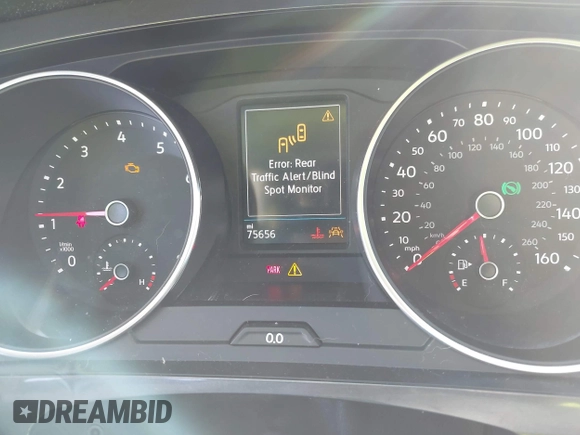 2018 Volkswagen Tiguan SEL с VIN 3VV3B7AX9JM068003, выставлен на аукционе IAAI как лот 41917511 с пробегом 75 656 миль миль и . История ставок и продаж доступна на DreamBid. Изображение 7.