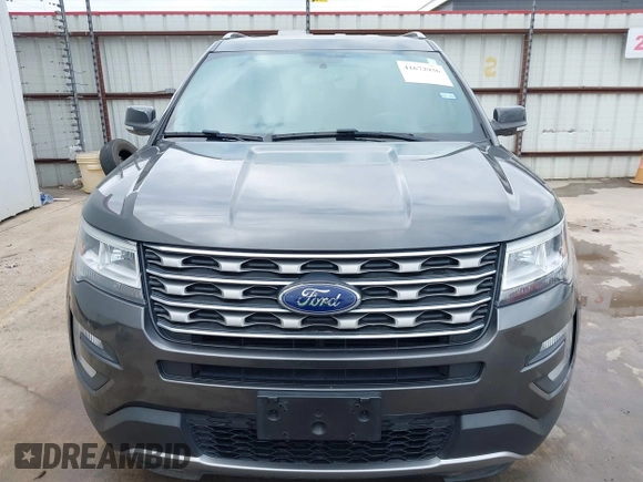 2017 Ford Explorer XLT with VIN 1FM5K7D88HGD35479, listed as a IAAI auction lot 41672936 with 76,414 mi miles and . Bid and sale history available at DreamBid. Image 13.