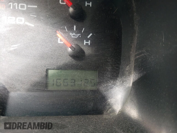 2008 Ford F-150 STX with VIN 1FTRX14W37KB42302, listed as a Copart auction lot 70220273 with 166,312 mi miles and Non Repairable. Bid and sale history available at carsss.com. Image 8.