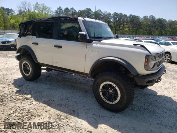 2021 Ford Bronco with VIN 1FMEE5DP2MLA87380, listed as a Copart auction lot 48751495 with 39,568 mi miles and Salvage Title. Bid and sale history available at DreamBid. Image 4.