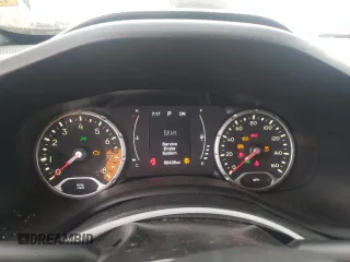 2018 Jeep Renegade Sport with VIN ZACCJBAB1JPJ35177, listed as a Copart auction lot 62722995 with 98,439 mi miles and Salvage title. Bid and sale history available at DreamBid. Image 9.