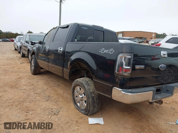 2004 Ford F-150 XLT with VIN 1FTPW145X4KC47898, listed as a IAAI auction lot 41617178 with 196,584 mi miles. Bid and sale history available at carsss.com. Image 3.