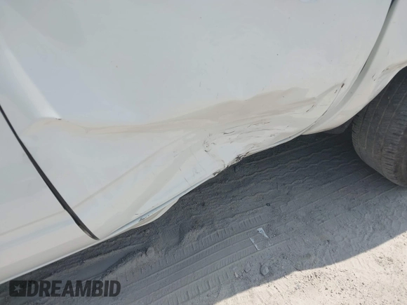 2018 Nissan Frontier SV with VIN 1N6DD0ER2JN716476, listed as a IAAI auction lot 42467770 with 45,659 mi miles and . Bid and sale history available at DreamBid. Image 17.