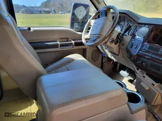 2008 Ford Super Duty F-250 SRW XL with VIN 1FTSW21R18EE07601, listed as a IAAI auction lot 41682833 with 1 mi miles. Bid and sale history available at carsss.com. Image 5.
