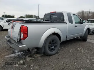 2005 Nissan Frontier LE with VIN 1N6AD06W35C434095, listed as a Copart auction lot 82559744 with 136,085 mi miles and Salvage title. Bid and sale history available at DreamBid. Image 3.