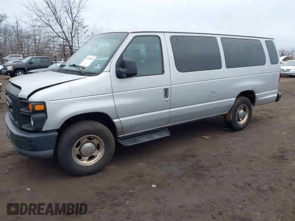 2011 Ford Econoline Passenger XL z VIN 1FBSS3BL4BDA30565, wystawiony jako IAAI lot #41718643 z przebiegiem 230 184 mil mil oraz . Historia ofert i sprzedaży dostępna na DreamBid. Obrazek 16.