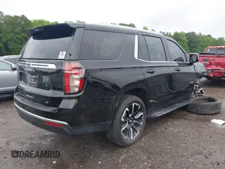2023 Chevrolet Tahoe LT z VIN 1GNSKNKD5PR407387, wystawiony jako IAAI lot #42242283 z przebiegiem 23 781 mil mil oraz . Historia ofert i sprzedaży dostępna na DreamBid. Obrazek 4.