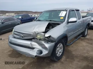 2006 Toyota Tundra SR5 with VIN 5TBRU34176S462165, listed as a IAAI auction lot 41694983 with 254,282 mi miles and . Bid and sale history available at DreamBid. Image 17.