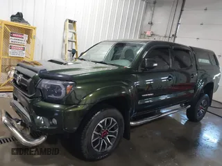 2012 Toyota Tacoma with VIN 3TMLU4EN2CM094154, listed as a IAAI auction lot 41322227 with 270,712 mi miles and . Bid and sale history available at DreamBid. Image 15.