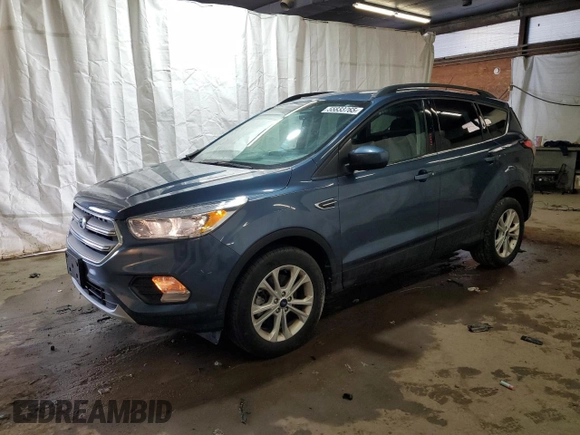 2018 Ford Escape SE z VIN 1FMCU9GD6JUC30324, wystawiony jako Copart lot #55833765 z przebiegiem 48 016 mil mil oraz Szkoda całkowita • Salvage title. Historia ofert i sprzedaży dostępna na DreamBid. Obrazek 1.