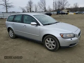 2006 Volvo V50 2.4L with VIN YV1MW382X62190503, listed as a Copart auction lot 45457725 with 152,533 mi miles and Salvage Title. Bid and sale history available at carsss.com. Image 4.