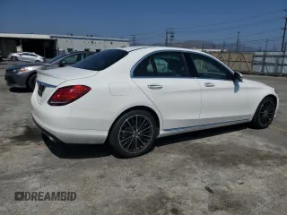 2019 Mercedes-Benz C 300 with VIN 55SWF8DB6KU296308, listed as a Copart auction lot 59987475 with 52,187 mi miles and Salvage title. Bid and sale history available at DreamBid. Image 3.