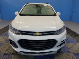 2020 Chevrolet Trax LT with VIN KL7CJLSB1LB041415, listed as a Copart auction lot 48872335 with 68,265 mi miles and Non repairable. Bid and sale history available at DreamBid. Image 5.