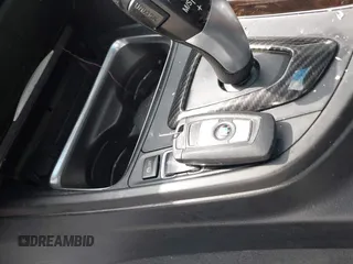 2015 BMW 3 Series 328i xDrive с VIN WBA3B5G53FNS20635, выставлен на аукционе IAAI как лот 42744509 с пробегом Не указан миль и . История ставок и продаж доступна на DreamBid. Изображение 11.
