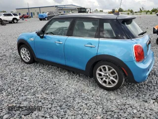 2016 MINI Hardtop 4 Door S with VIN WMWXU3C50G2D28982, listed as a Copart auction lot 63376925 with 97,519 mi miles and Salvage title. Bid and sale history available at DreamBid. Image 2.