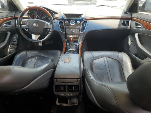 2010 Cadillac CTS Premium z VIN 1G6DP5EV2A0144524, wystawiony jako Copart lot #58913445 z przebiegiem 218 130 mil mil oraz Szkoda całkowita • Salvage title. Historia ofert i sprzedaży dostępna na DreamBid. Obrazek 8.