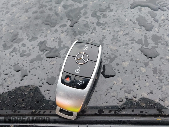 2021 Mercedes-Benz E 350 with VIN W1KZF8EB6MB001569, listed as a IAAI auction lot 41651693 with 35,156 mi miles and . Bid and sale history available at DreamBid. Image 11.