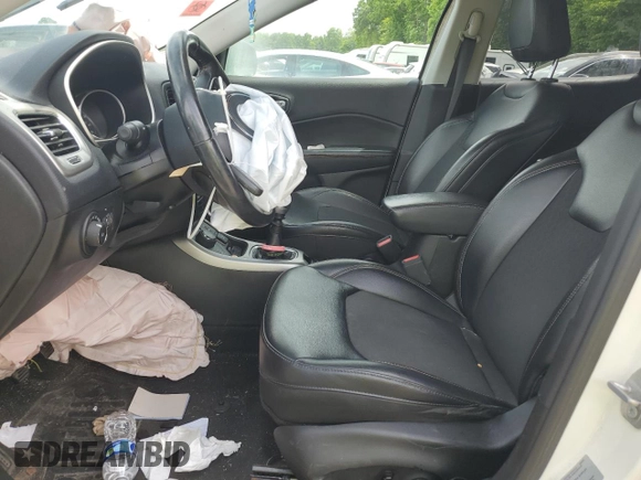2017 Jeep Compass Latitude с VIN 3C4NJDBB1HT650656, выставлен на аукционе Copart как лот 57285335 с пробегом 60 254 миль миль и Списание • Salvage title. История ставок и продаж доступна на DreamBid. Изображение 7.