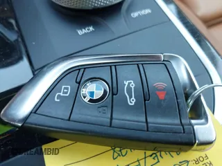 2020 BMW 3 Series 330i with VIN 3MW5R1J09L8B25490, listed as a IAAI auction lot 42404186 with 82,050 mi miles and . Bid and sale history available at DreamBid. Image 11.