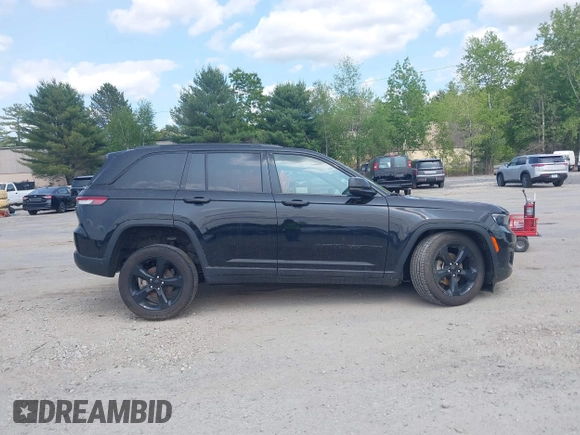 2023 Jeep Grand Cherokee Laredo with VIN 1C4RJHAG2PC660094, listed as a IAAI auction lot 42390290 with 27,802 mi miles and . Bid and sale history available at DreamBid. Image 13.